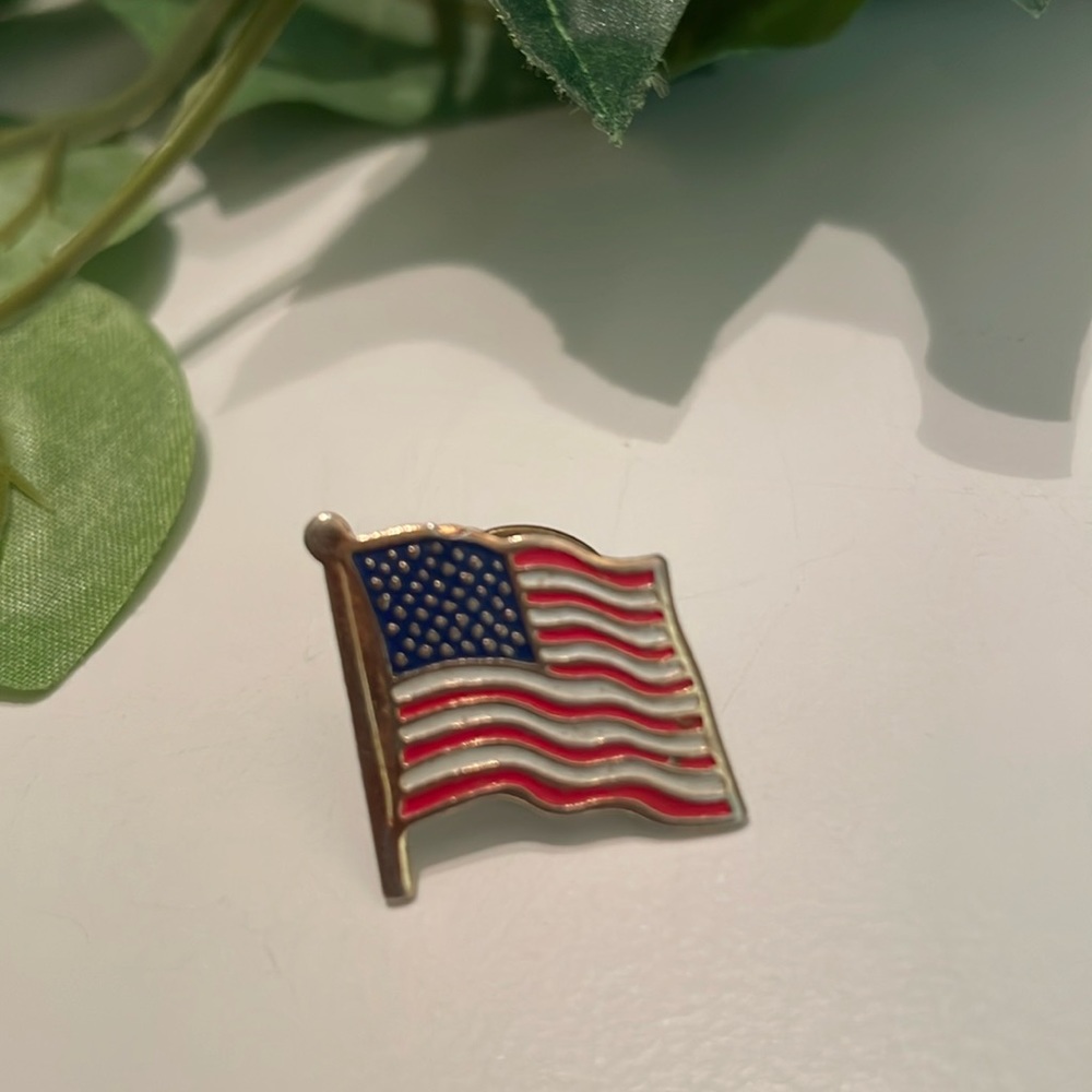Vintage Enameled American Flag! Red, White & Blue! USA